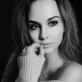 Simone Luna - Hellsehen ohne Hilfsmittel - Skatkarten - Tarot & Kartenlegen - Psychologische Lebensberatung - Lenormandkarten